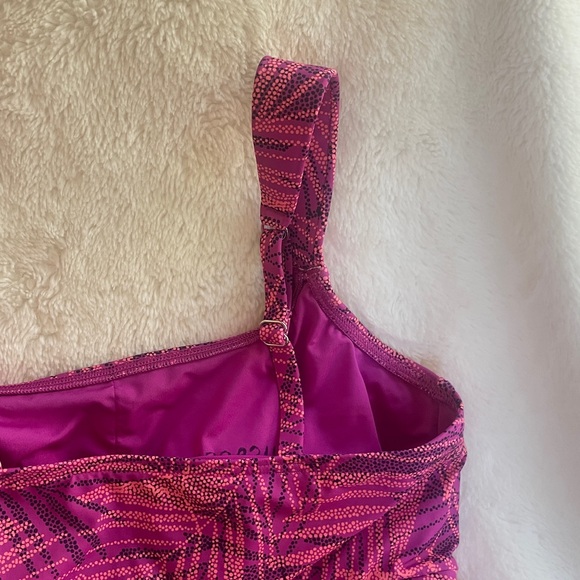 Lands’ End Adjustable Scoop Neck Tankini Top. Pink, purple, orange leaf Sz M NWT - Picture 7 of 10